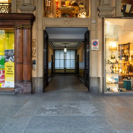 Guesthost - Stylish In The Heart Of דירה *