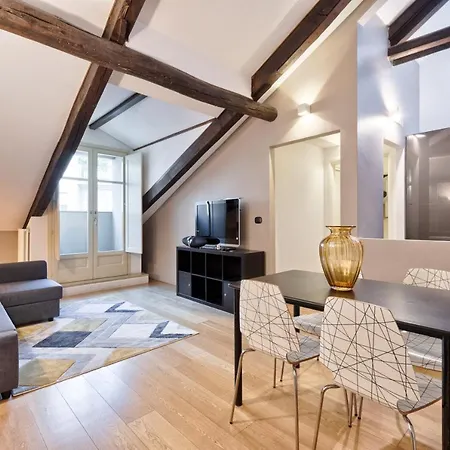 Guesthost - Stylish In The Heart Of Lejlighed Torino