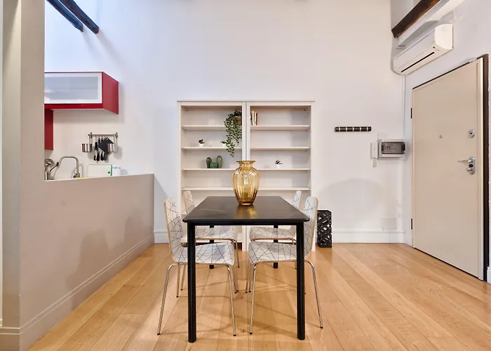 Guesthost - Stylish In The Heart Of Apartment *