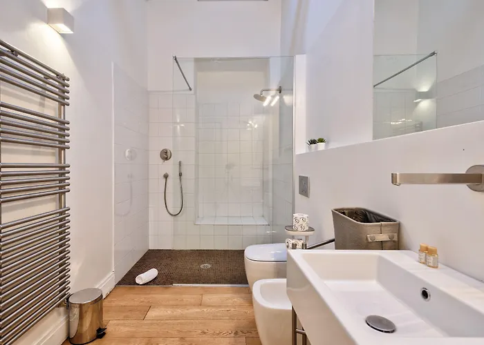 Apartment Guesthost - Stylish In The Heart Of Turin