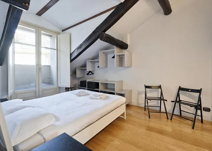 Guesthost - Stylish In The Heart Of Apartment *