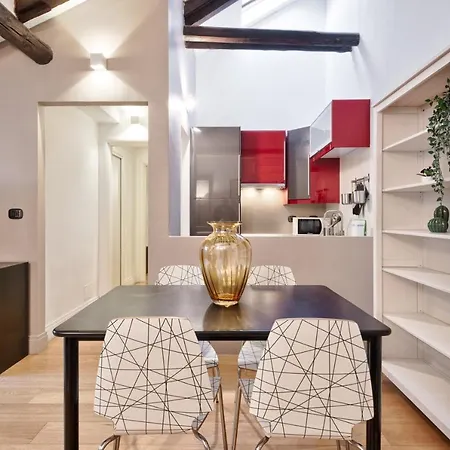 Stylish In The Heart Of Apartamento