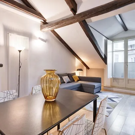 Stylish In The Heart Of Apartamento