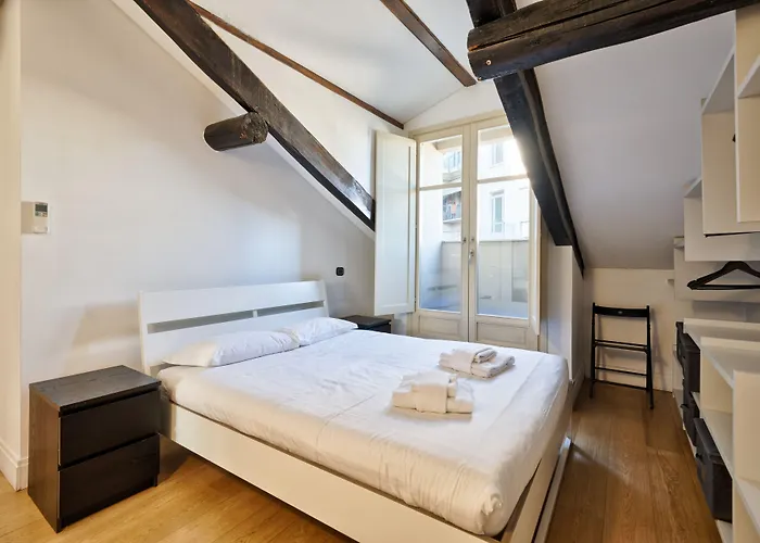 Guesthost - Stylish In The Heart Of Lägenhet